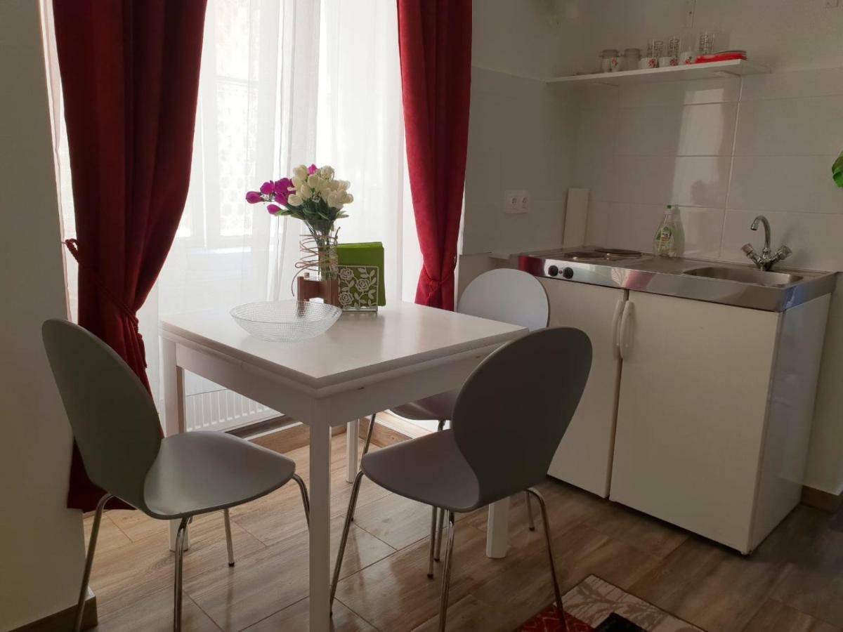 Cozy City Apartment 5 Bécs Kültér fotó